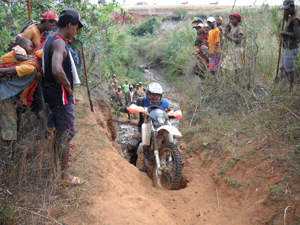 GORANDO - Récit de voyage à moto - Madagascar