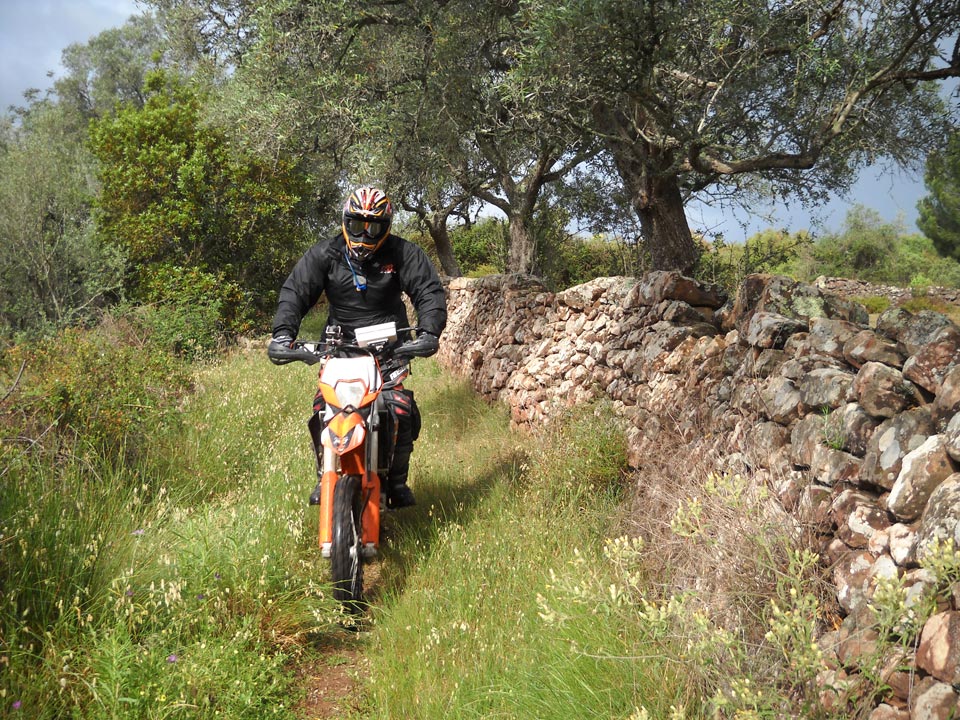 GORANDO - Récit de voyage à moto - Portugal
